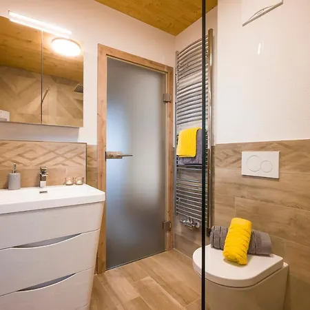 Narzenhof Wellness Chalets Domek alpejski *